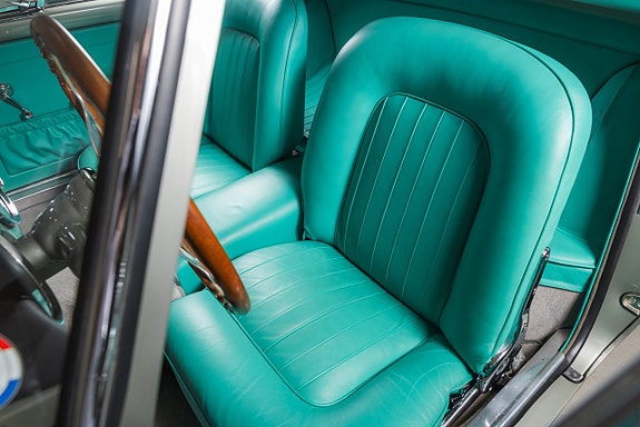 Ferrari 250 GT 7 of 21