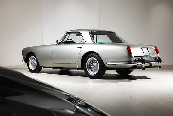 Ferrari 250 GT 10 of 21