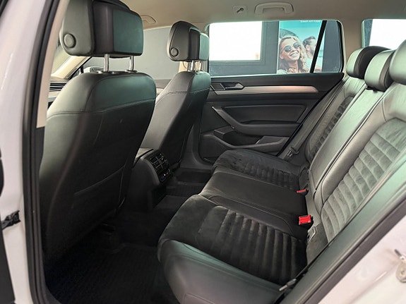 Volkswagen Passat 12 of 12