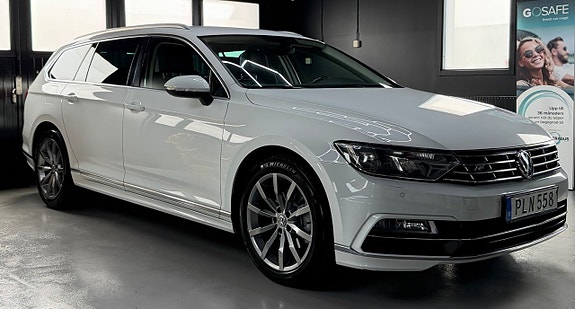 Volkswagen Passat 2 of 12