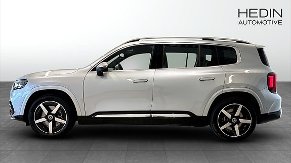 Mercedes-Benz GLB250+ 2 of 5