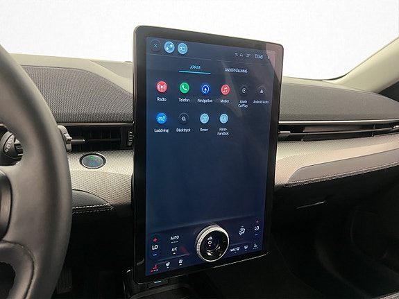 Ford Mustang Mach-E 24 of 30