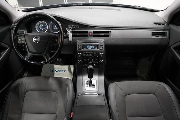 Volvo V70 8 of 16