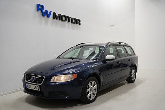 Volvo V70 2 of 5