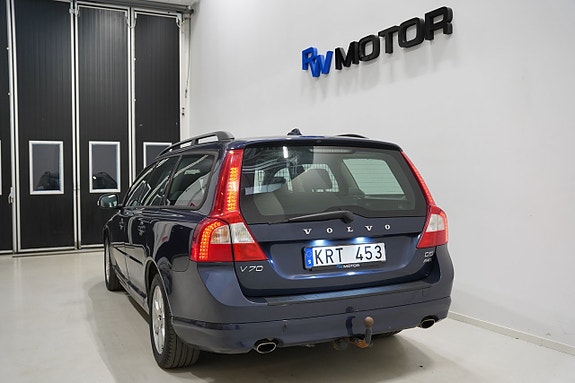 Volvo V70 4 of 5