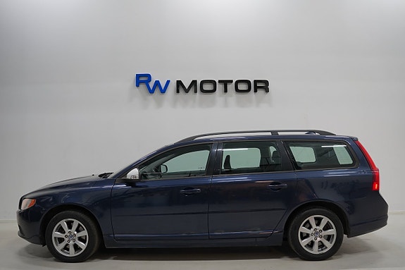 Volvo V70 3 of 5