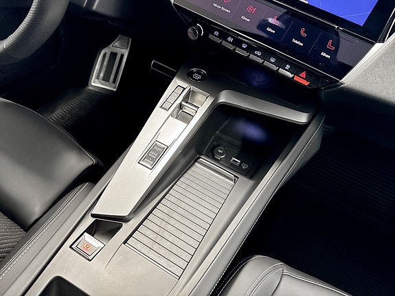 Peugeot 408 10 of 15