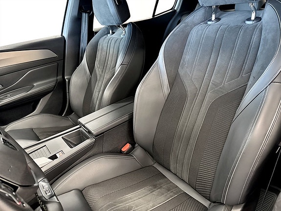 Peugeot 408 4 of 5