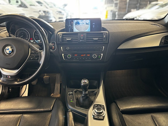 BMW 118d 6 of 11