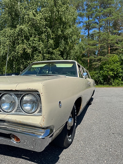Dodge Coronet 2 of 5