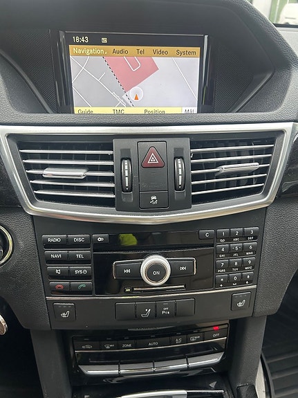 Mercedes-Benz E350 19 of 27