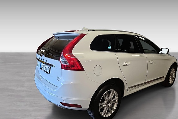 Volvo XC60 6 of 15