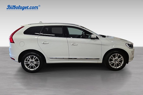 Volvo XC60 7 of 15