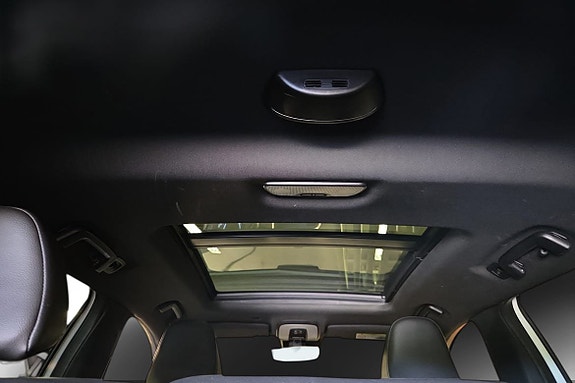 Volvo XC60 15 of 15