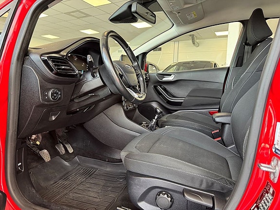 Ford Fiesta 8 of 21