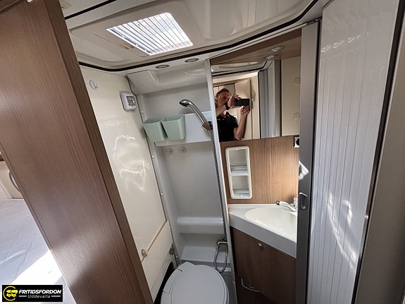 Malibu Carthago VAN 640 Charming, Automat, Fast gasoltank 9 of 11