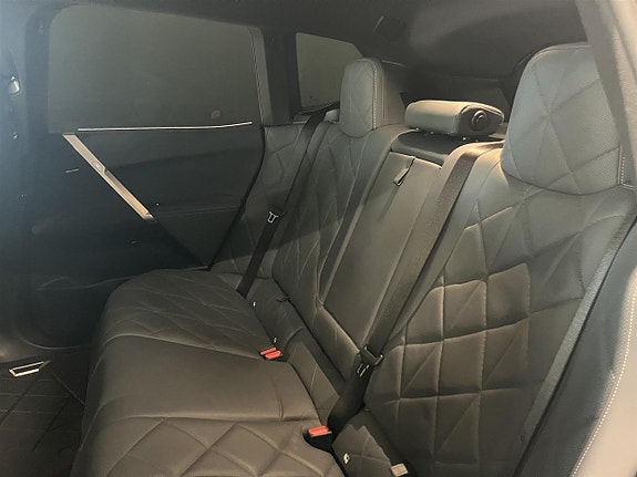 BMW iX 9 of 16