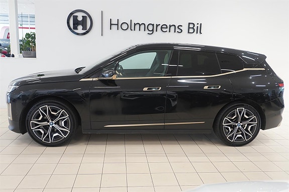 BMW iX 3 of 5
