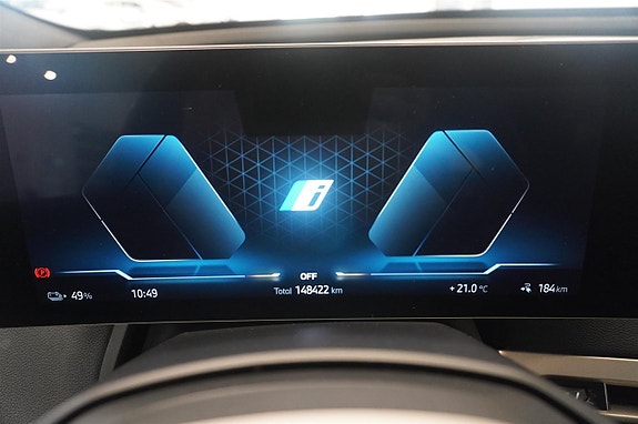 BMW iX 14 of 19
