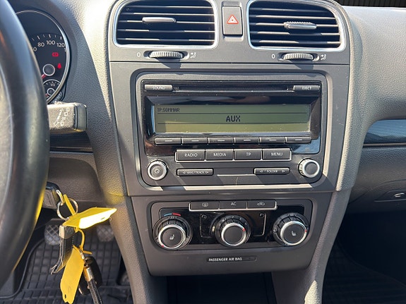 Volkswagen Golf VI 17 of 18