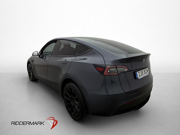 Tesla Model Y 6 of 30