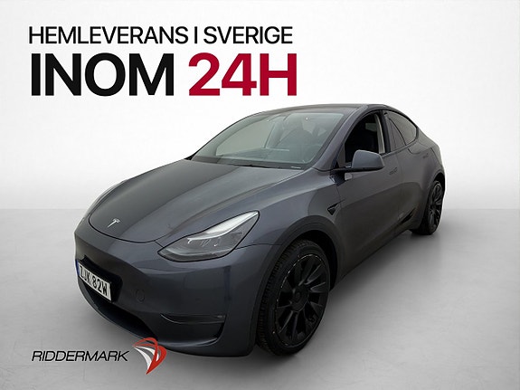 Tesla Model Y 4 of 30