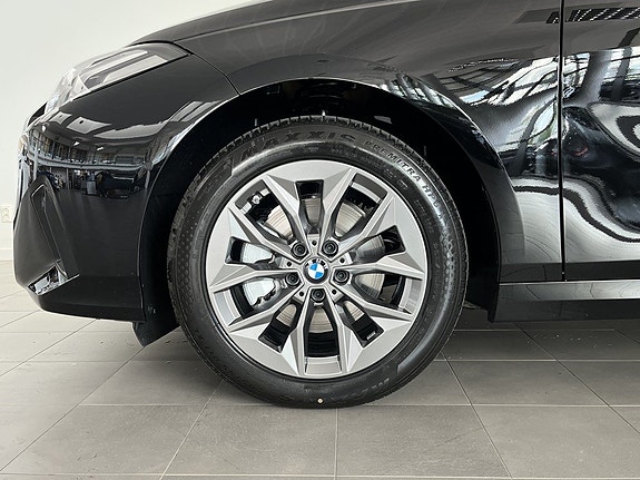 BMW 120 4 of 14