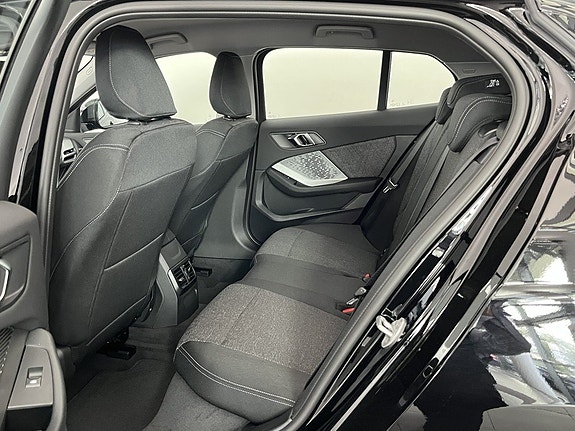 BMW 120 11 of 14