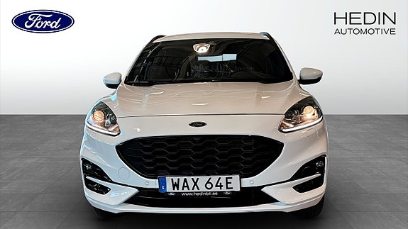 Ford Kuga 8 of 12
