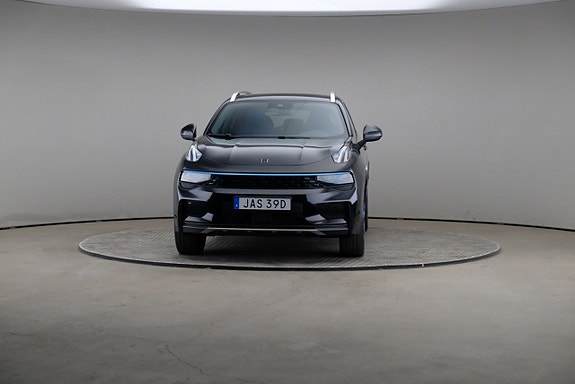 Lynk & Co 01 3 of 5