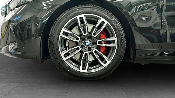 BMW 530e 9 of 12