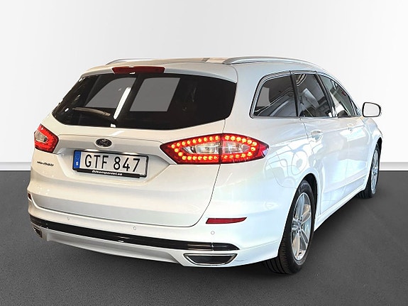 Ford Mondeo 4 of 5