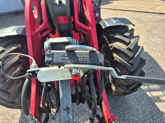 Weidemann 2080 13 of 15