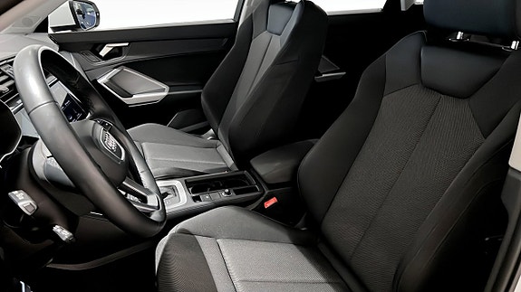 Audi Q3 8 of 19
