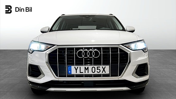 Audi Q3 4 of 5