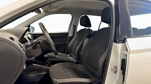 Skoda Fabia 7 of 11