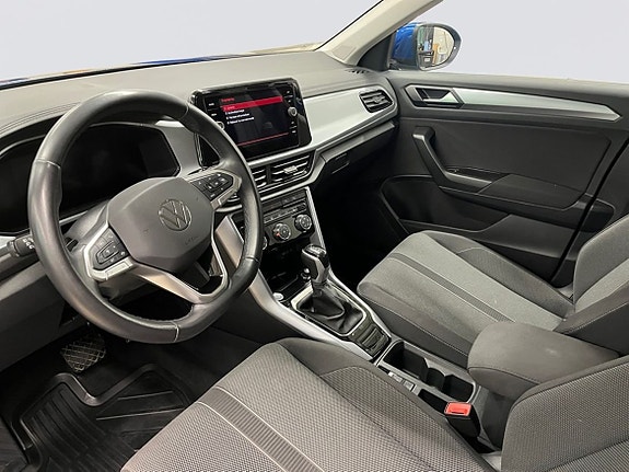 Volkswagen T-Roc 6 of 10