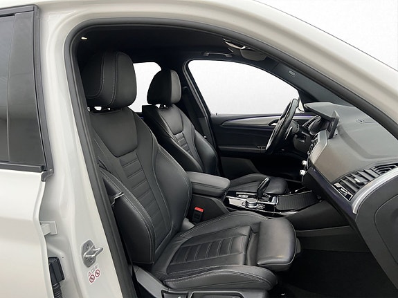 BMW X3 27 of 30