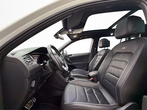 Volkswagen Tiguan 13 of 30