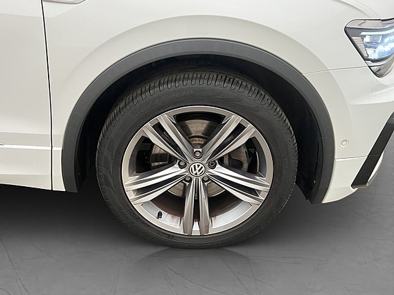 Volkswagen Tiguan 29 of 30