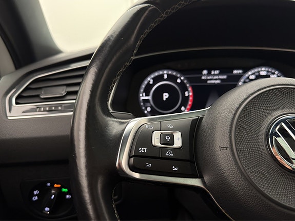 Volkswagen Tiguan 18 of 30