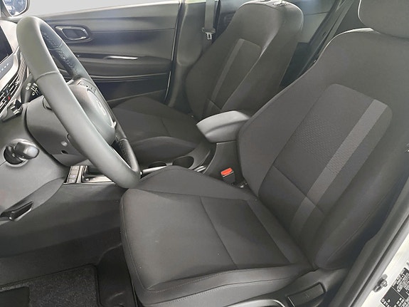 Hyundai i20 10 of 14