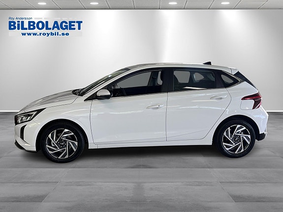 Hyundai i20 2 of 14