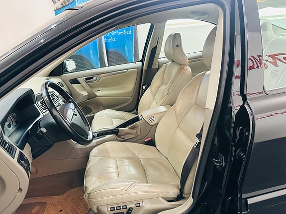 Volvo S60 11 of 17