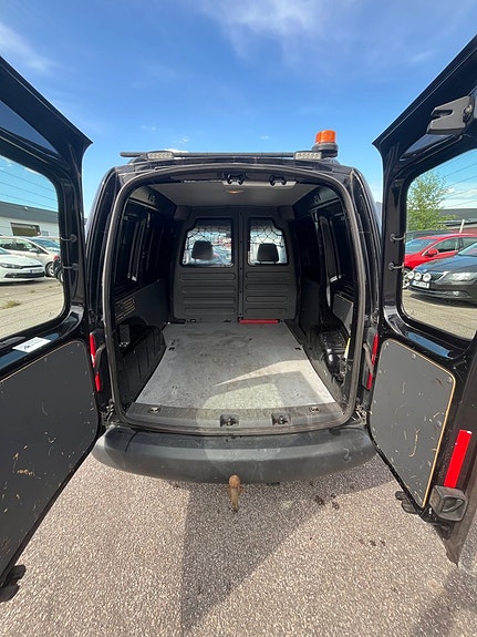 Volkswagen Caddy 4 of 5