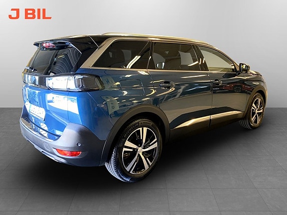 Peugeot 5008 3 of 5