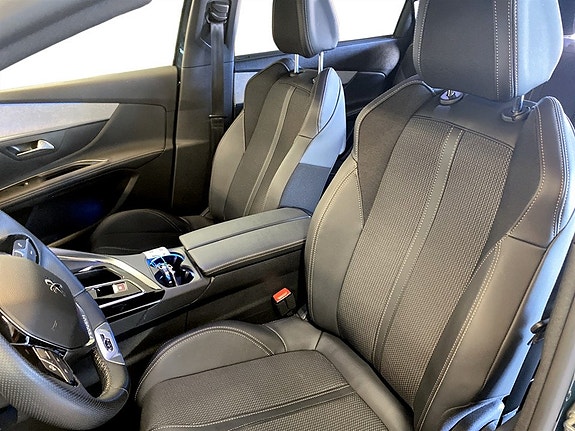 Peugeot 5008 5 of 5