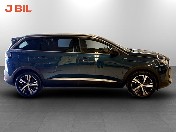 Peugeot 5008 16 of 19