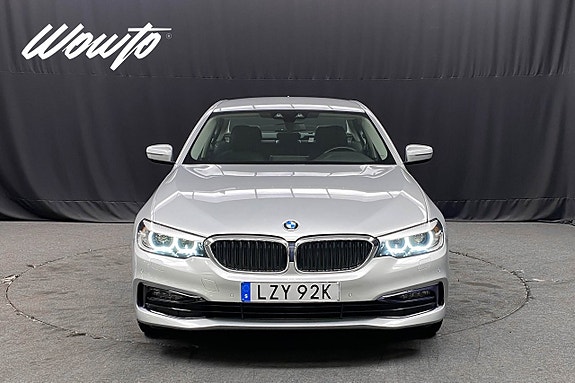 BMW 520 2 of 20