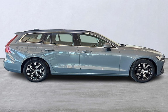 Volvo V60 3 of 5